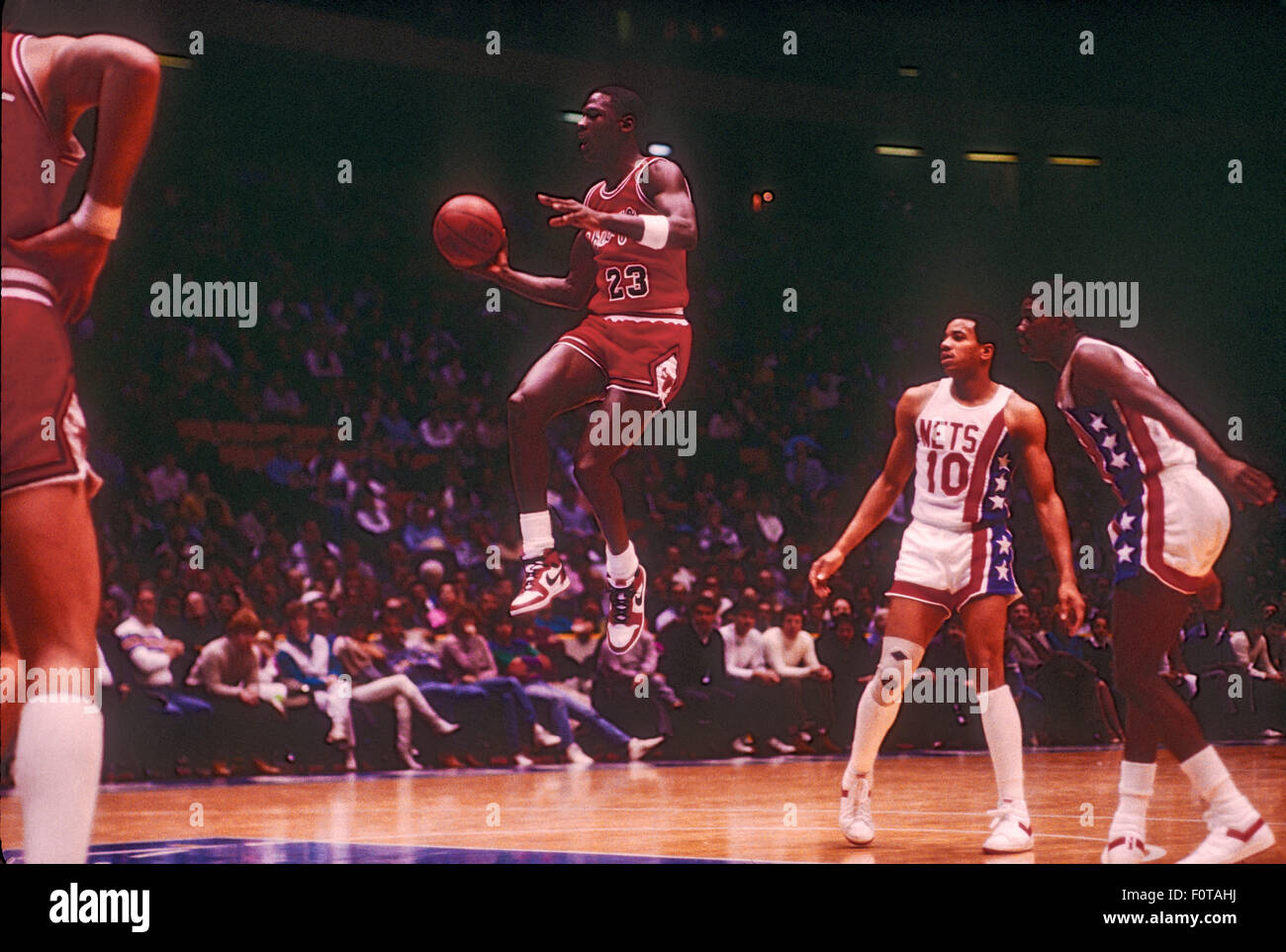 Michael Jordan en compétition pour la NBA Chicago Bulls Banque D'Images