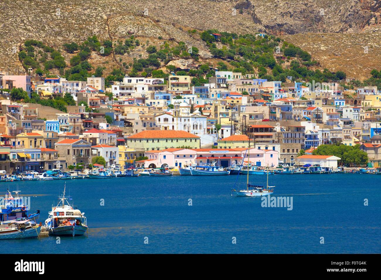 Bateau de pêche en Port de Pothia, Kalymnos, Dodecanese, îles grecques, Grèce, Europe Banque D'Images