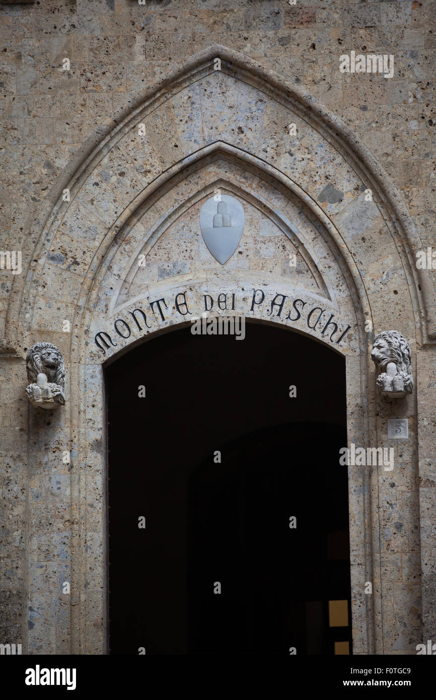 Piazza Salimbeni à Sienne, Italie. Banque D'Images