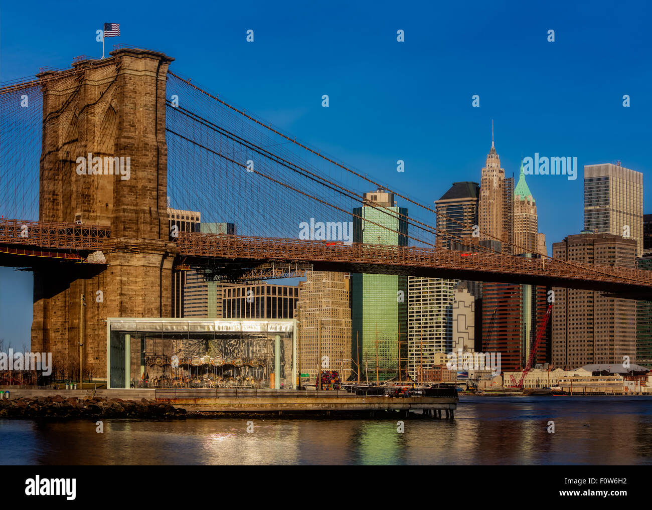 Pont de Brooklyn et le New York City skyline. Banque D'Images