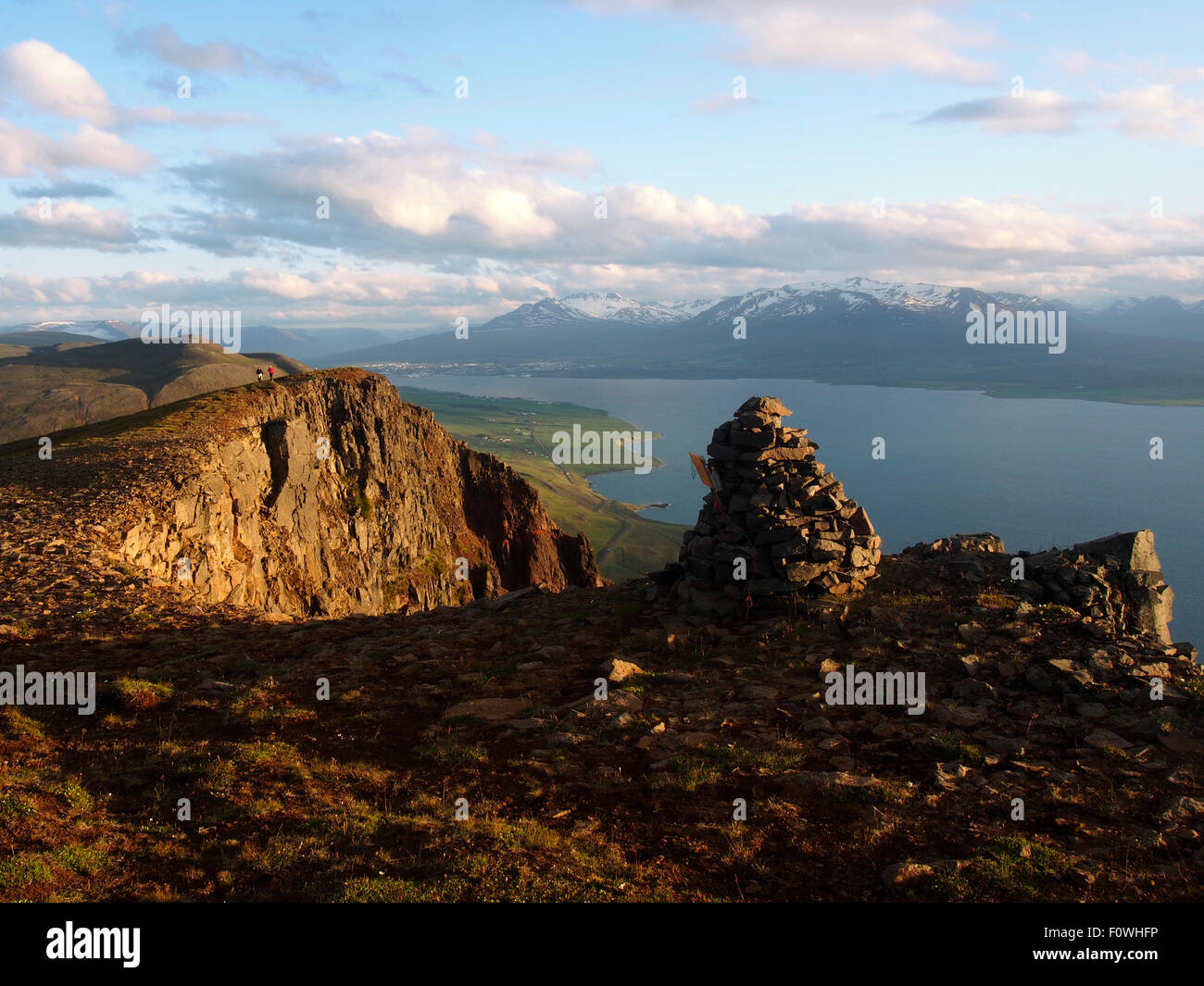 Vue sur Eyjafjörður de Ystuvíkurfjall, près d'Akureyri l'Islande Banque D'Images