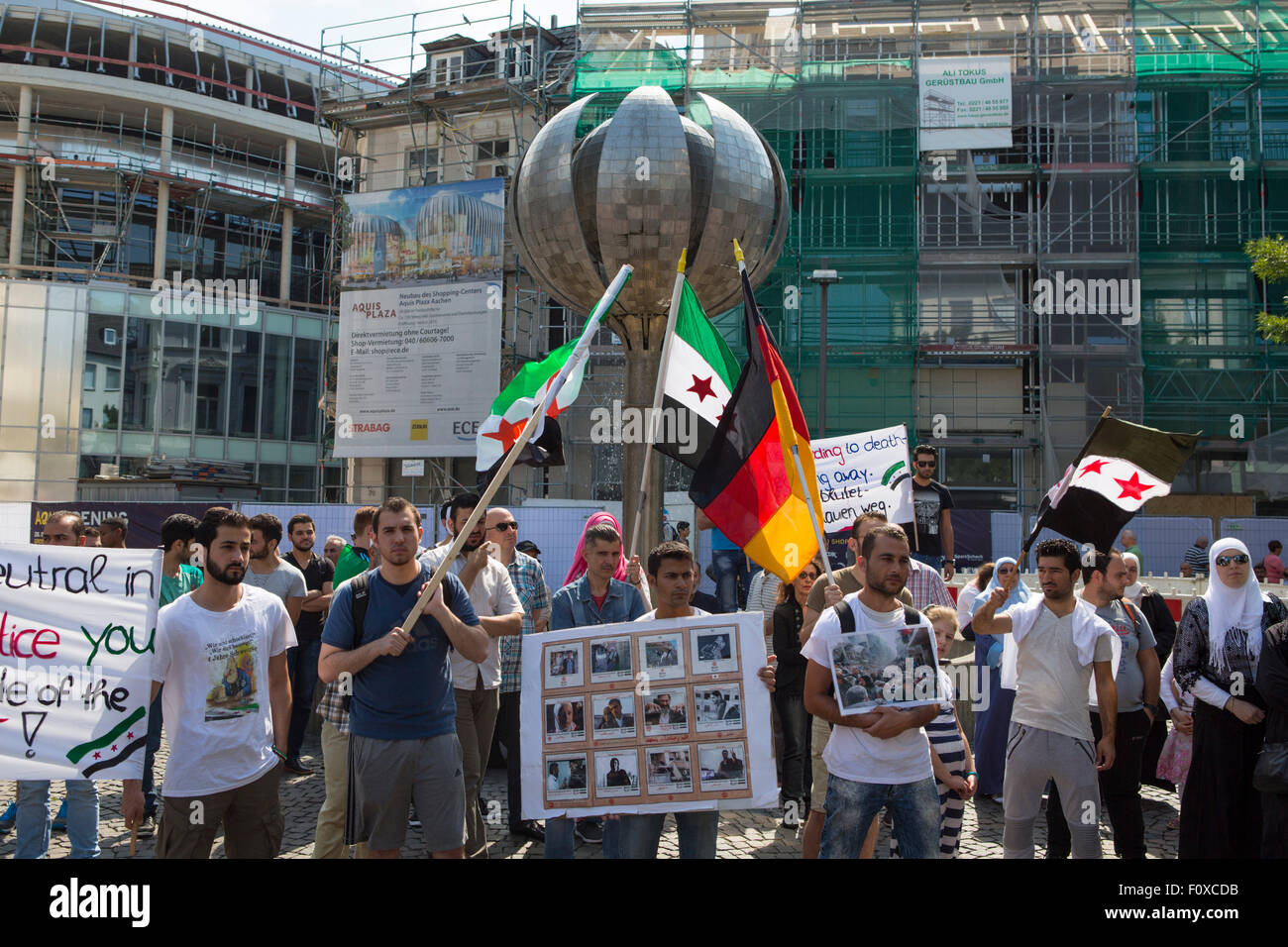Réfugiés syriens de protestation contre l'indifférence du monde et de la situation dans leur pays d'origine la Syrie Banque D'Images