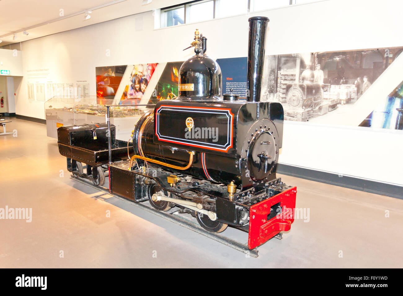 Ex-L&YR Horwich Works narrow gauge loco 'Wren' dans le National Railway Museum, York, England, UK Banque D'Images