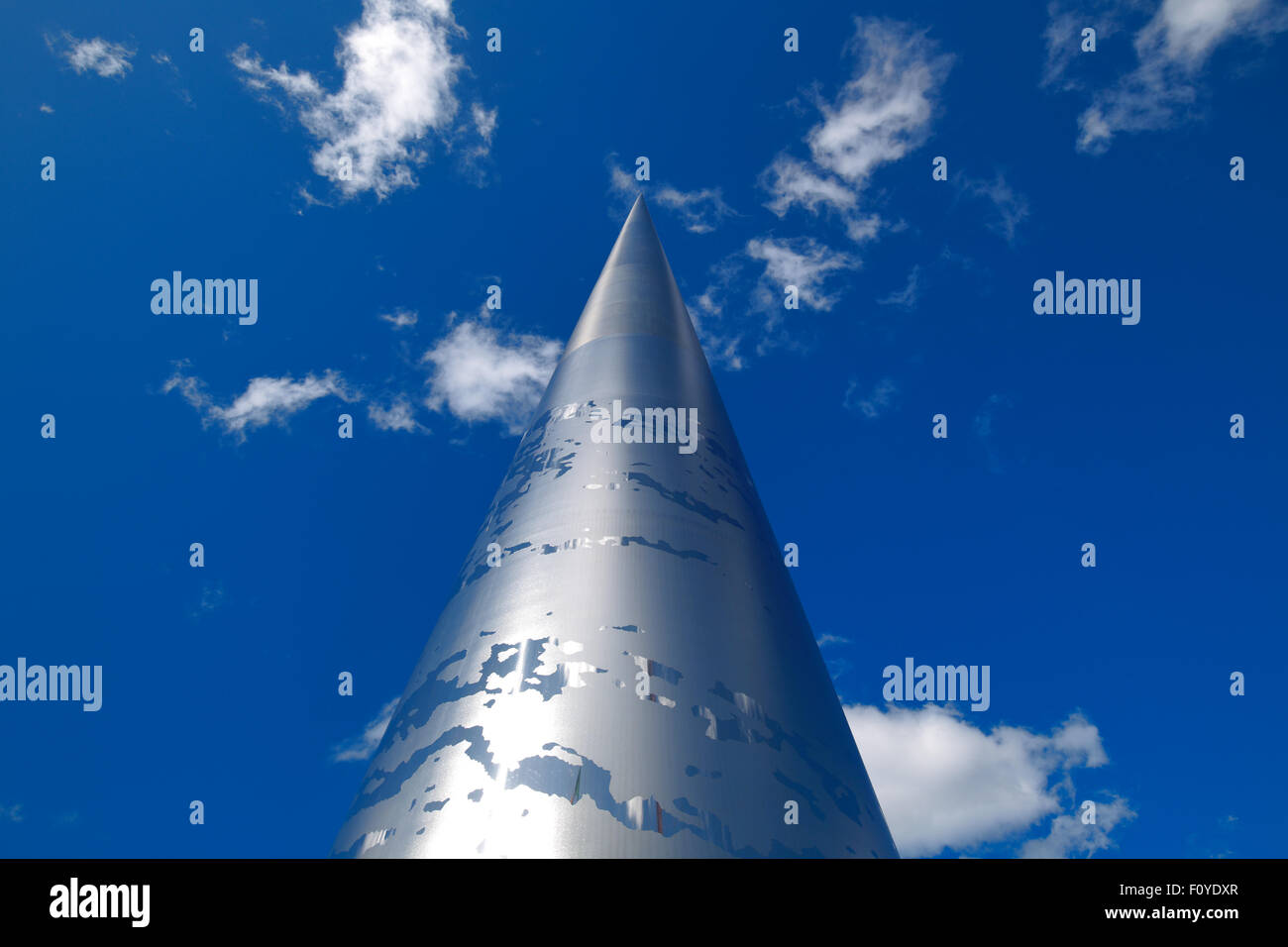 Le Spire de Dublin, Irlande, également connu sous le nom de Spike est un grand, 121,2 mètres de hauteur axe en acier inoxydable-comme monument Banque D'Images