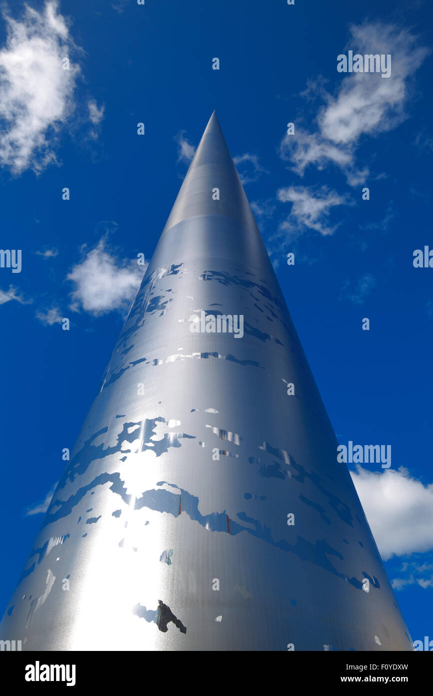 Le Spire de Dublin, Irlande, également connu sous le nom de Spike est un grand, 121,2 mètres de hauteur axe en acier inoxydable-comme monument Banque D'Images