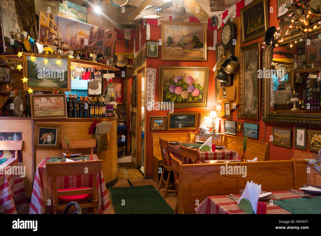 Intérieur du restaurant typiquement chiliens à Viña del Mar, Chili Banque D'Images