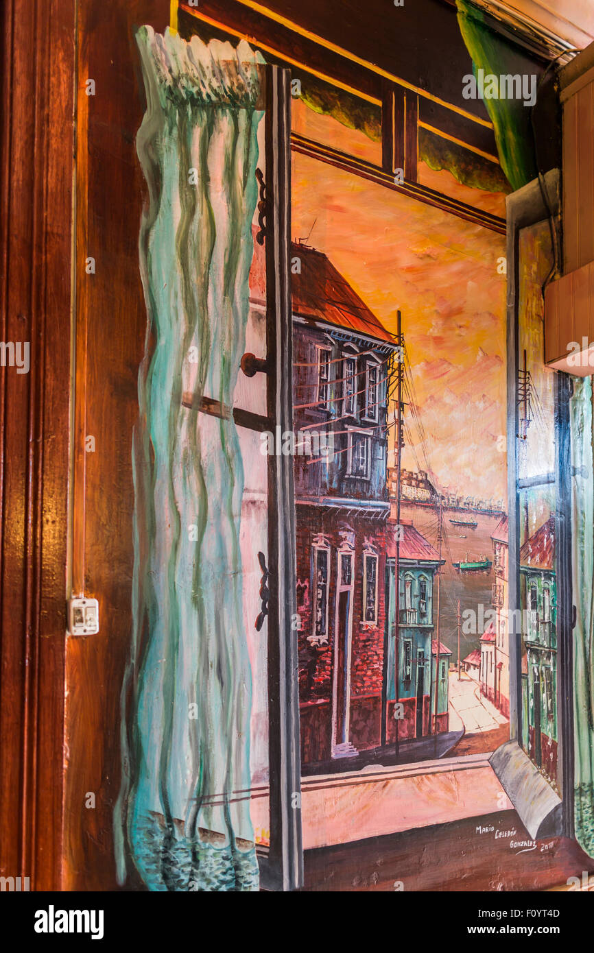 Murale dans Cafe, Cerro Alegre, Valparaiso, Chili Banque D'Images