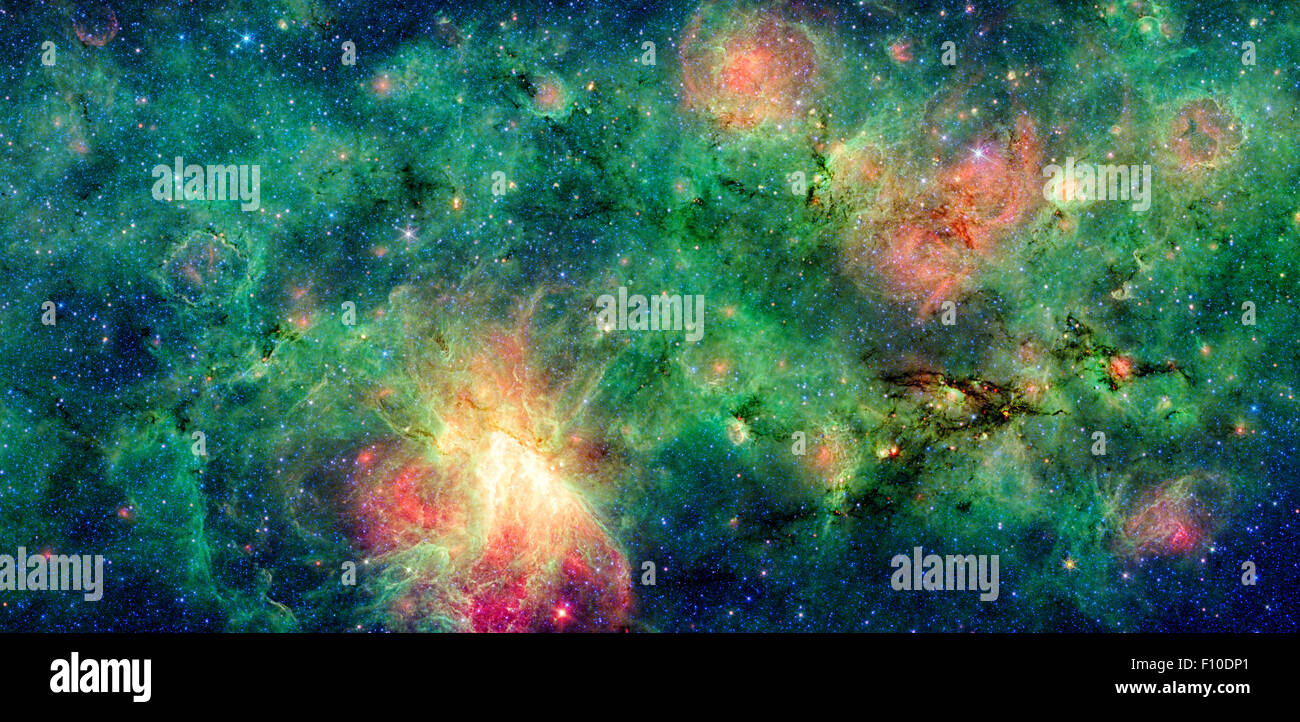 Nuage noir M17 Alltax et M17 nébuleuse. La version retouchée et nettoyage de l'image originale de au télescope spatial Spitzer de la NASA. Banque D'Images