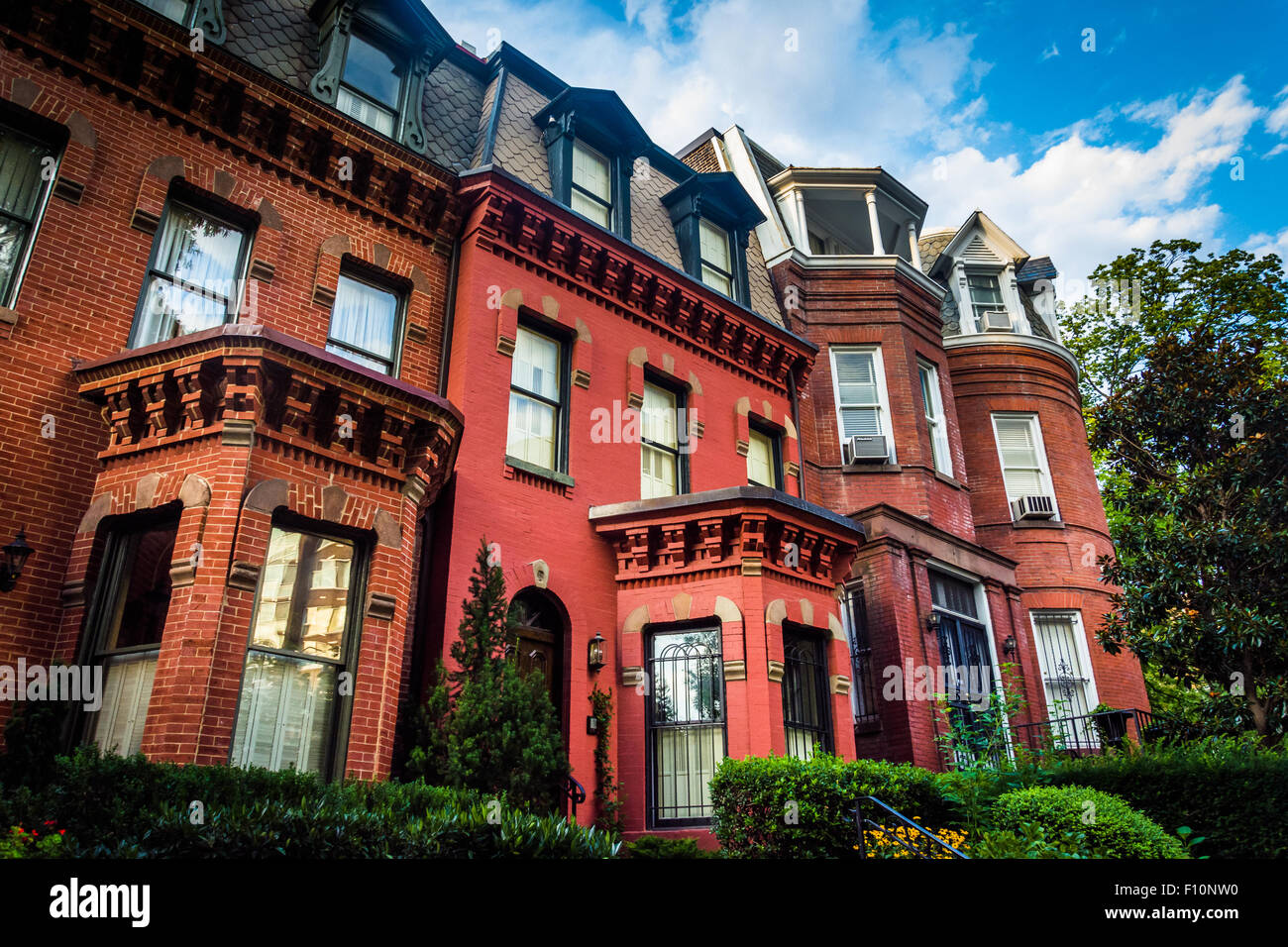 Les maisons en rangée à proximité de Dupont Circle, à Washington, DC. Banque D'Images Les maisons en rangée à proximité de Dupont Circle, à Washington, DC. Banque D'Images