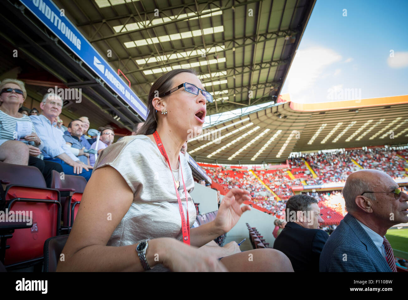 Katrien Meire Charlton Athletic Chef de la direction au stade de la vallée dans le sud-est de Londres. Banque D'Images