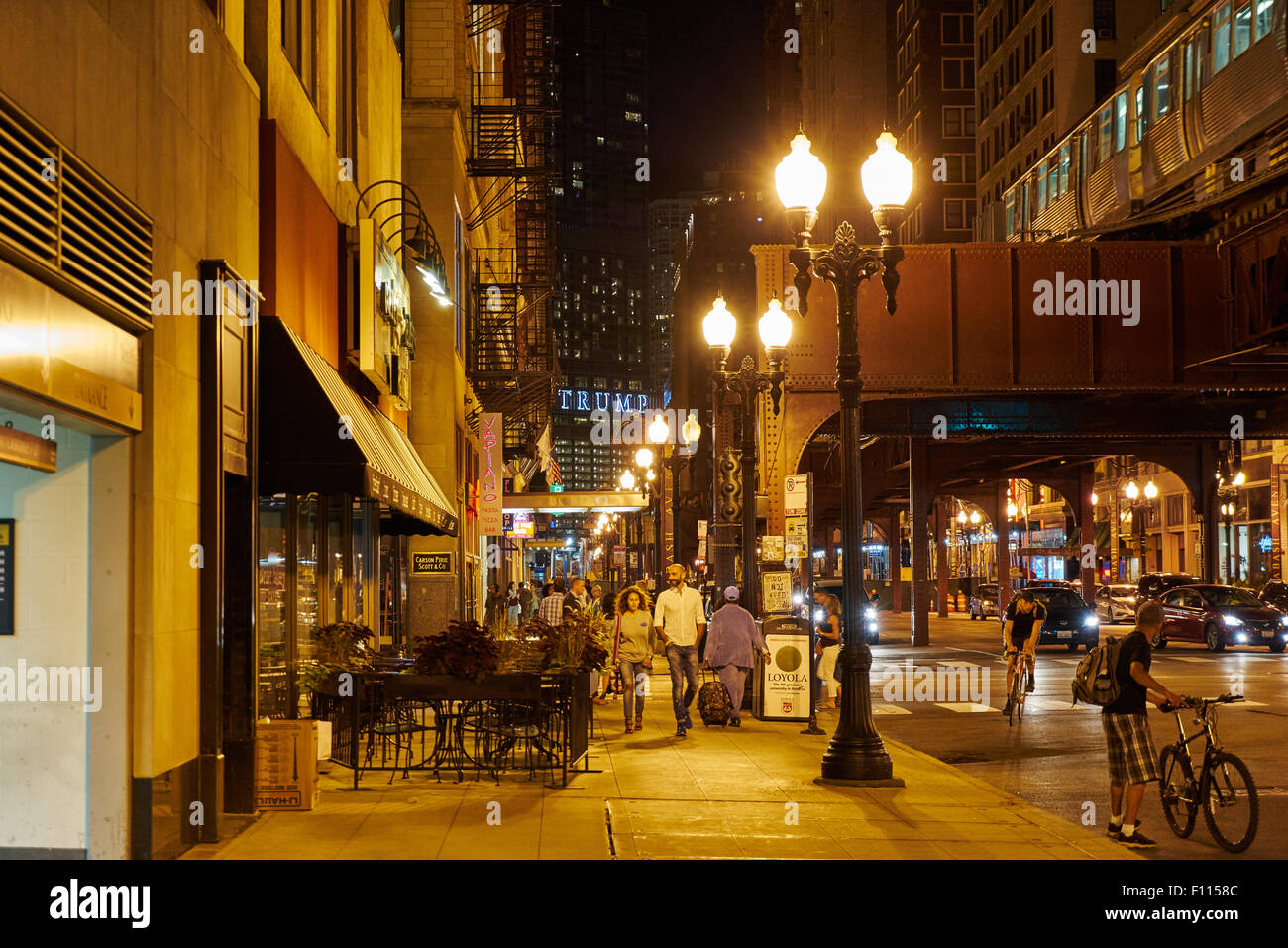 Le Trump dans le centre-ville de Chicago, IL Banque D'Images