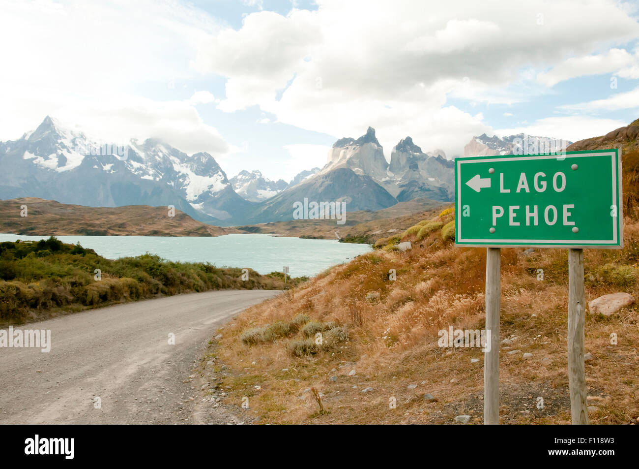 Le Lac Pehoe Sign - Parc National Torres del Paine - Chili Banque D'Images