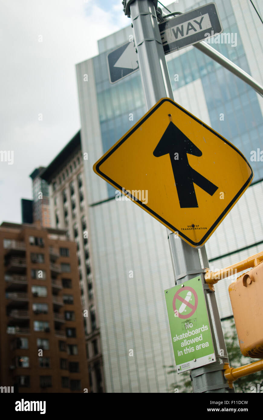 New York Street Sign, un sens. Banque D'Images