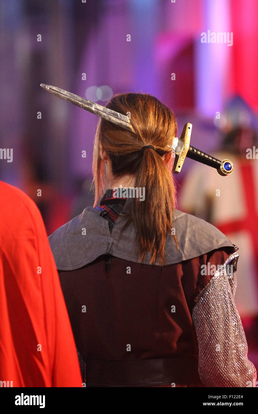 Chris Evens et Alex Jones tournage pour la BBC One Show en dehors de la BBC en 2014 Banque D'Images