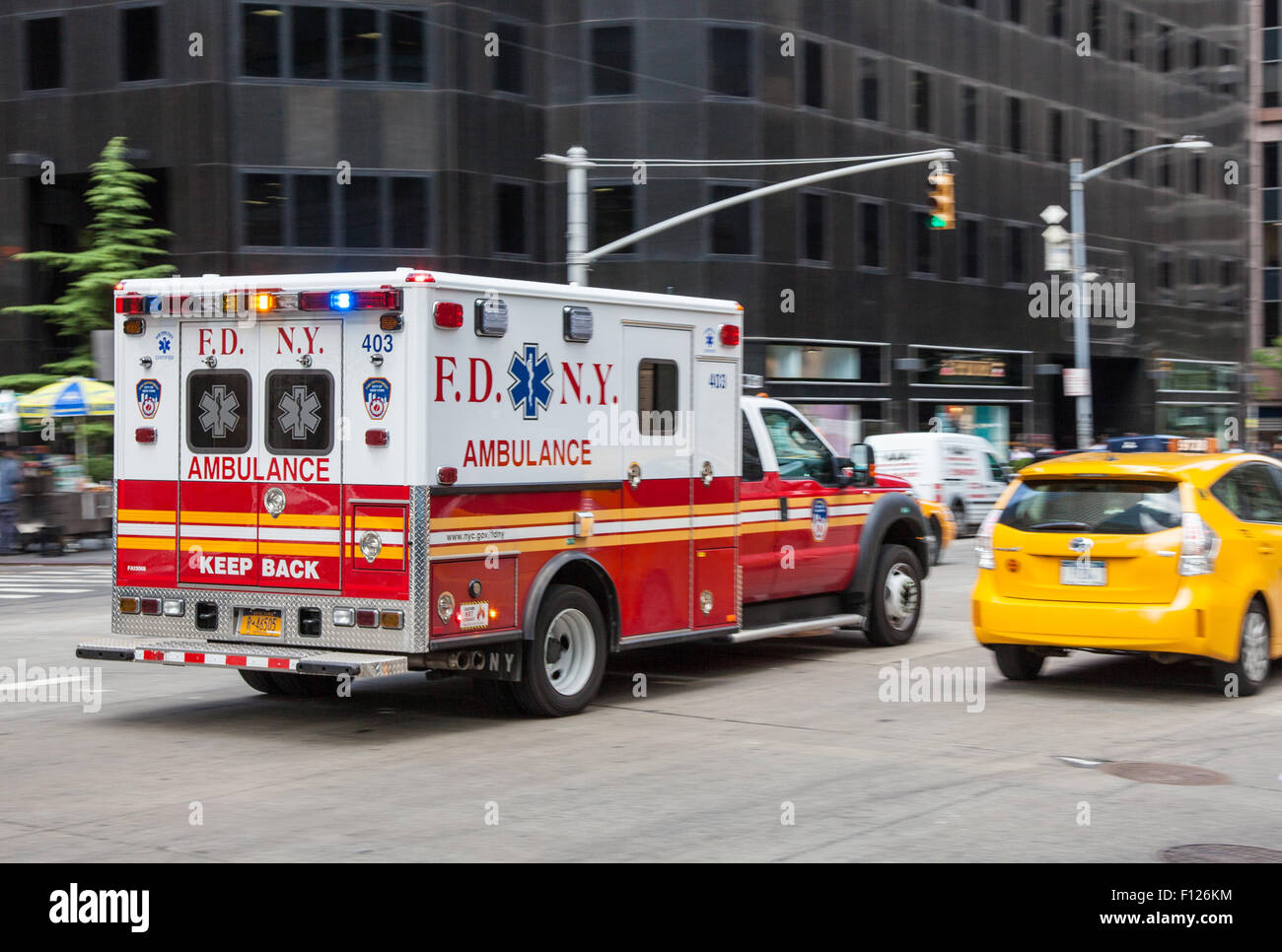 L'ambulance de la ville de New York Banque D'Images