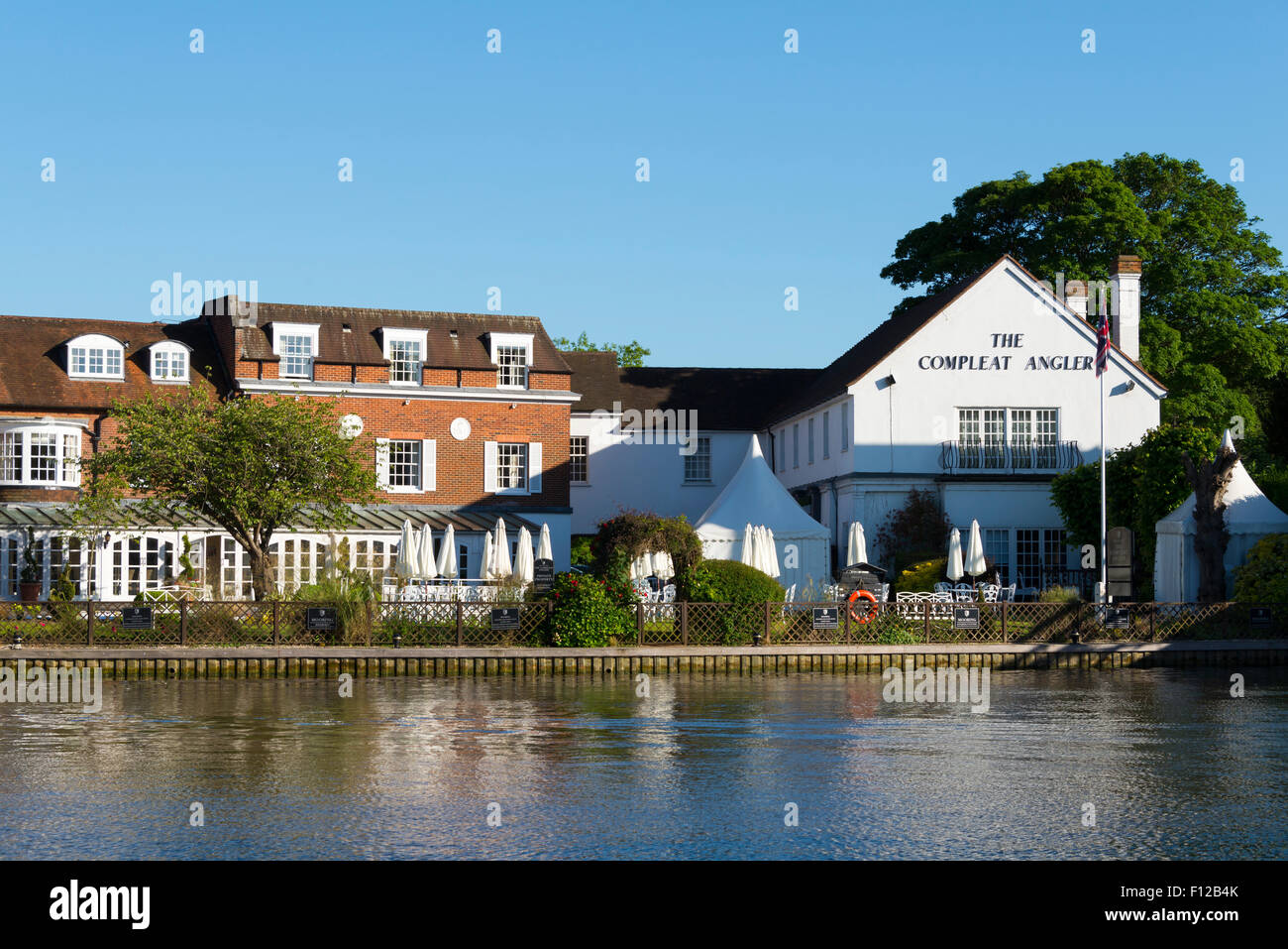 Le Compleat Angler, Marlow, Buckinghamshire, Angleterre, Royaume-Uni. Banque D'Images