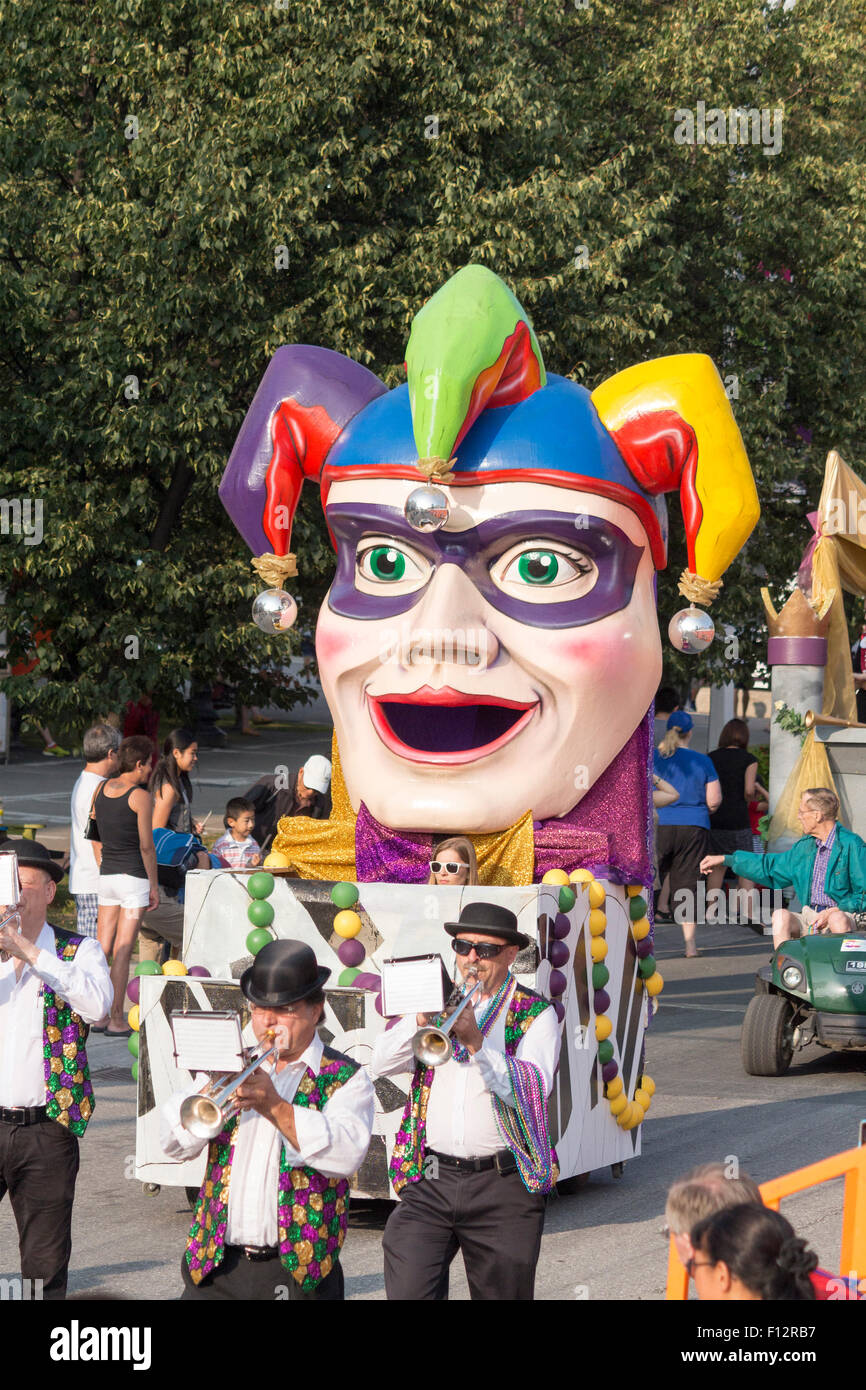 Fou du flotteur dans la parade du Mardi Gras à l'Exposition nationale canadienne à Toronto Ontario Canada Banque D'Images