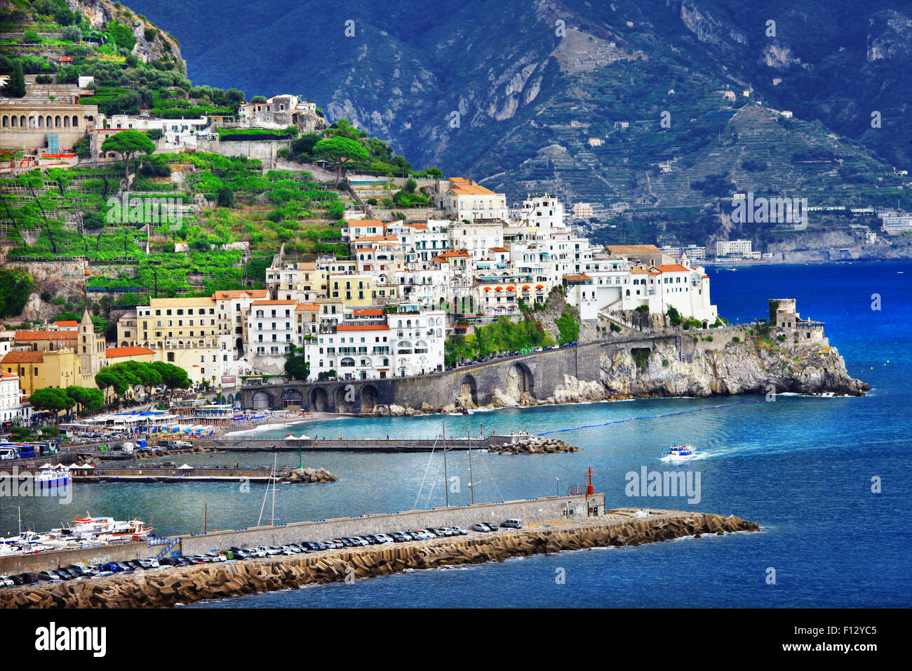 Paysage étonnant d'Amalfi - belle côte de l'Italie Banque D'Images