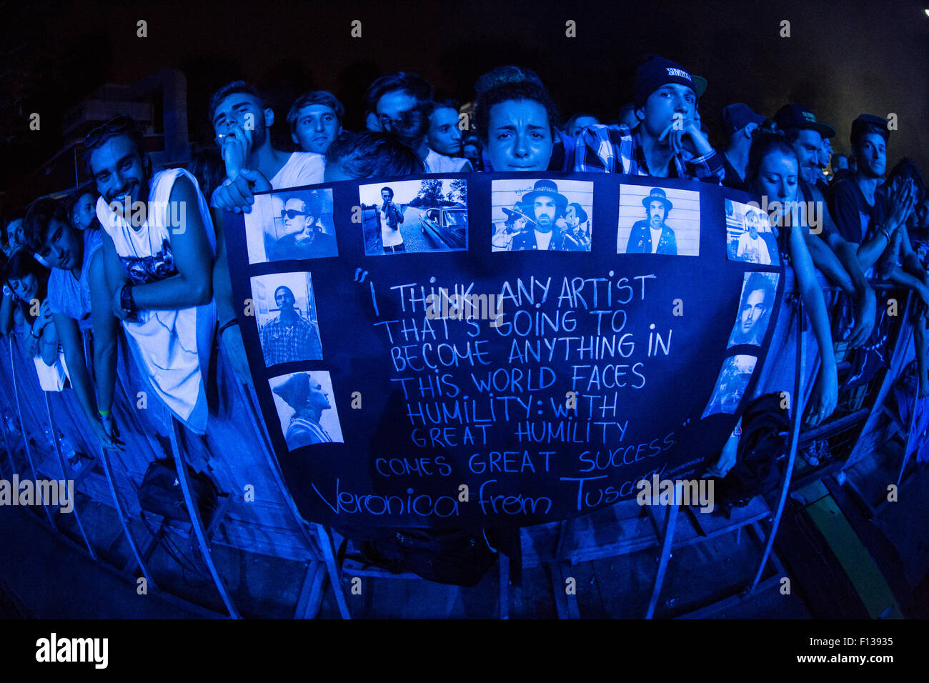 Segrate Milan Italie. 25 août 2015. Le rappeur américain Michael Wayne Atha mieux connaître comme YELAWOLF effectue live au Circolo Magnolia pour présenter son album 'Love Story' Credit : Rodolfo Sassano/Alamy Live News Banque D'Images