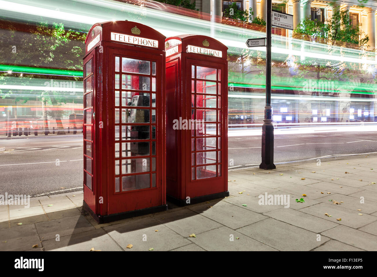 Light trails in central London, UK Banque D'Images