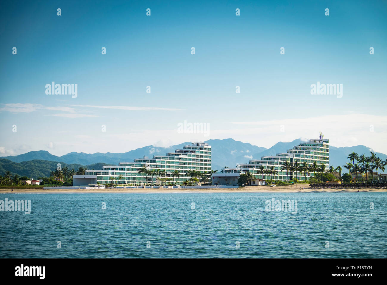 Acqua Condo Complex à Baie de Banderas sur la côte, la Riviera Nayarit, Nuevo Vallarta, Mexique Banque D'Images