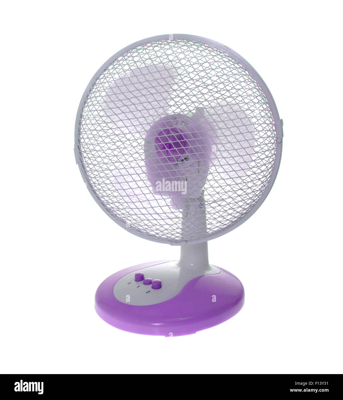 Table de travail Violet électrique du ventilateur. Isolé sur fond blanc. Banque D'Images