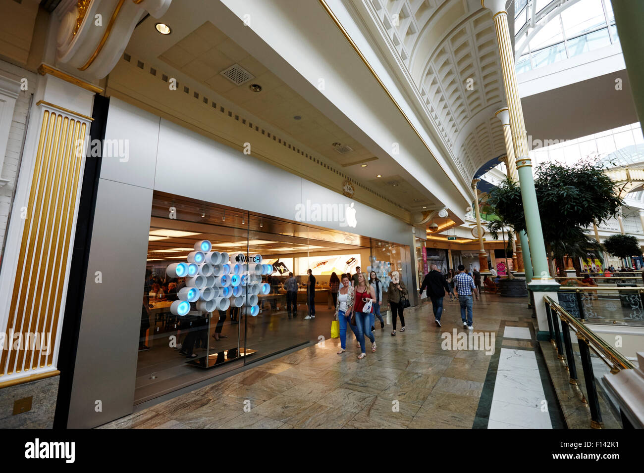 L'apple store dans le centre Trafford Manchester uk Banque D'Images