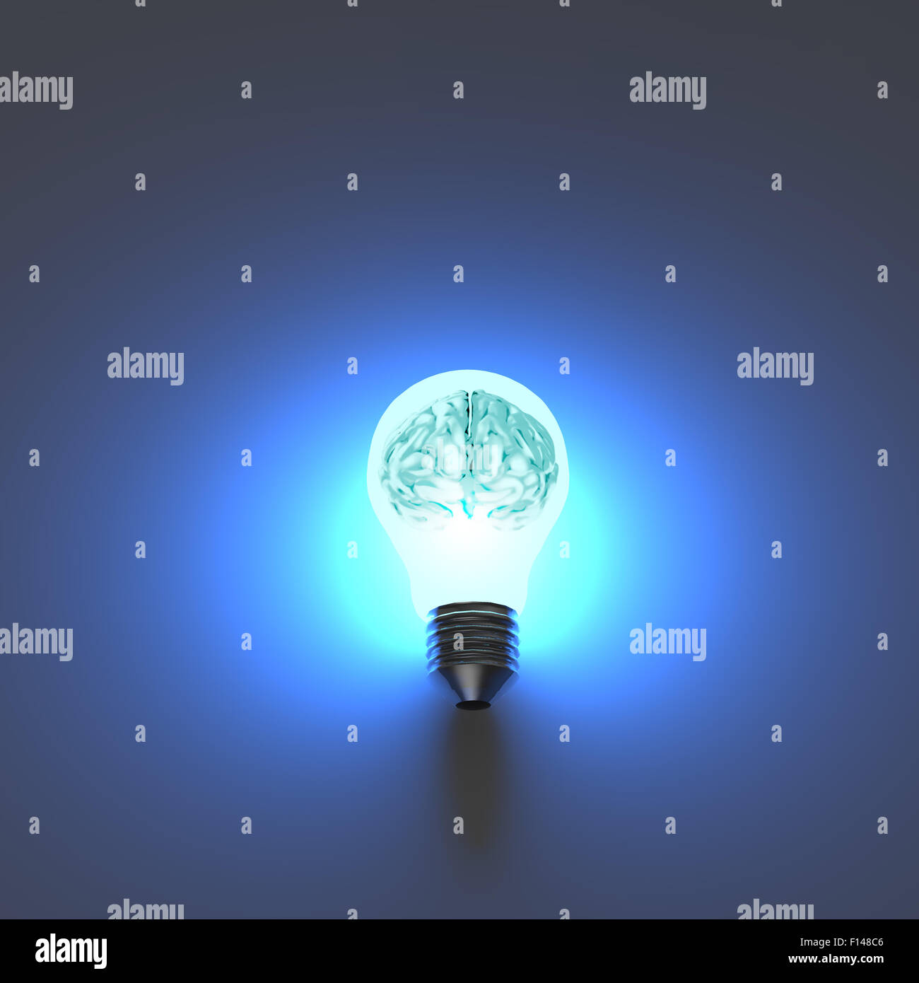 Metal 3d cerveau humain dans une ampoule comme concept créatif Banque D'Images