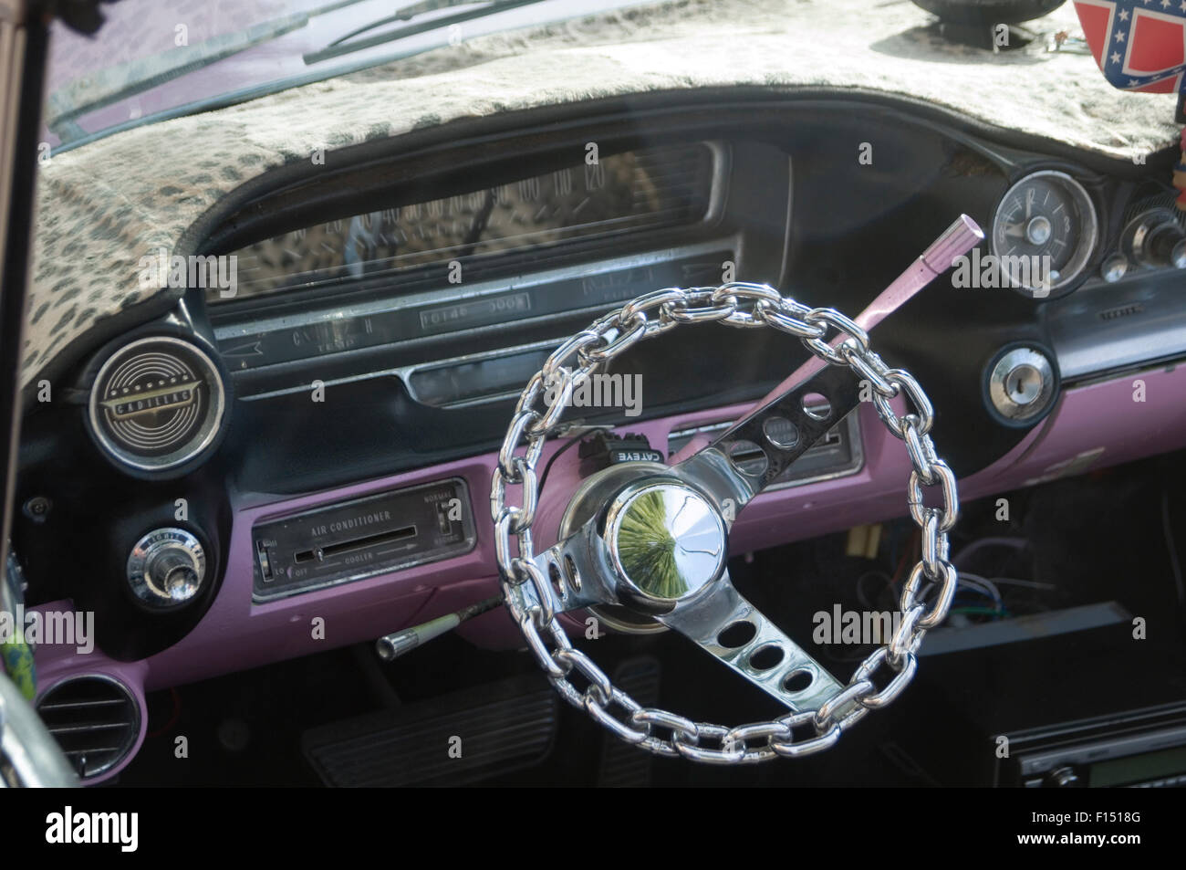 Lien de la chaîne d'acier roues volant voiture voitures personnalisées sur mesure Sur mesure Banque D'Images
