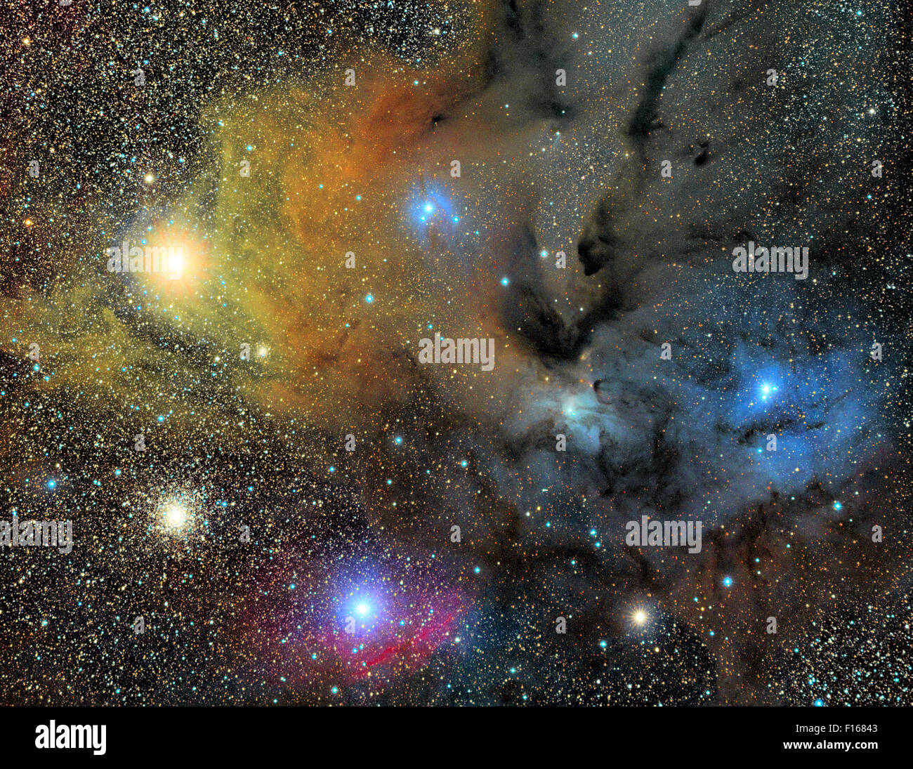 Rho Ophiuchi région dans la Voie Lactée Banque D'Images