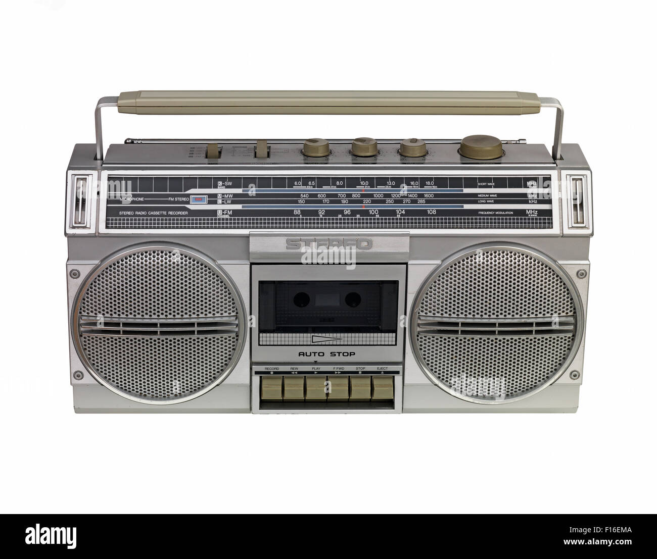 Boom Box isolé sur fond blanc Banque D'Images