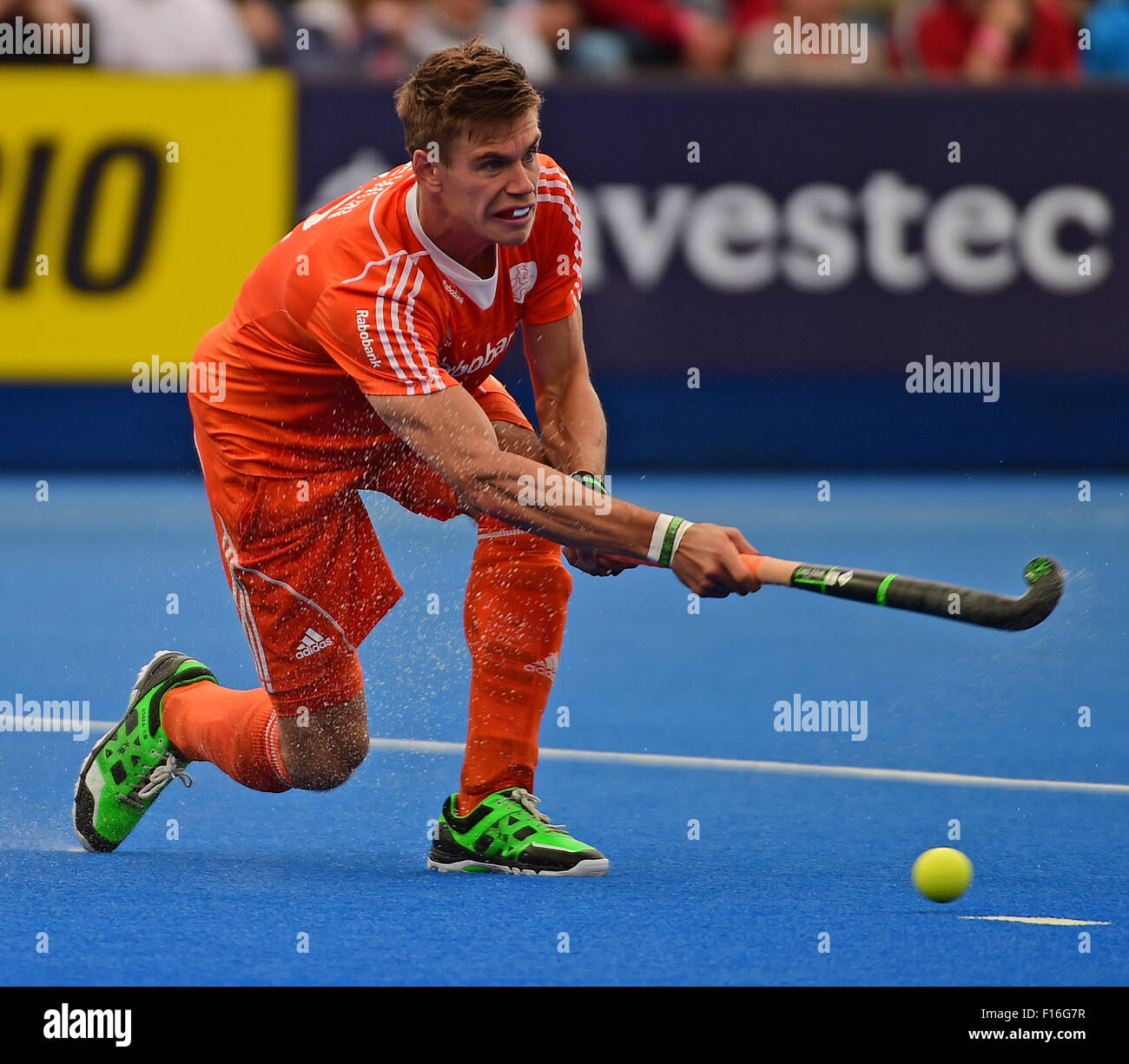27.08.2015. Lea Valley, Londres, Angleterre. Unibet EuroHockey Championships Jour 7. Pays-bas contre l'Irlande. Sander de Wijn (NED) en demi-finale contre l'Irlande Banque D'Images