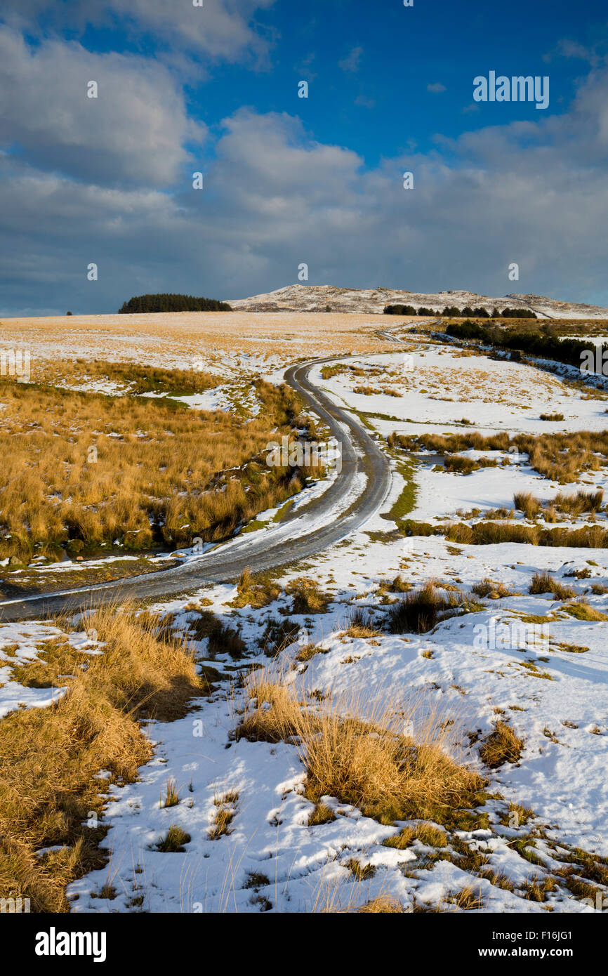 Brown Willy dans la neige ; Bodmin Moor, Cornwall, UK Banque D'Images