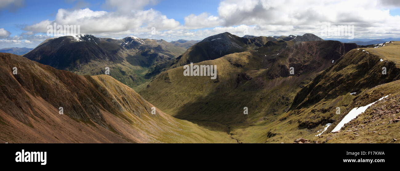 Le Ben Nevis de Mullach nan Coirean. Banque D'Images