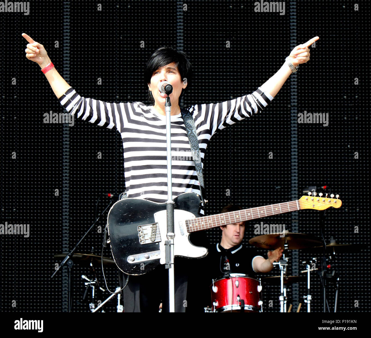 Portsmouth, Royaume-Uni. 30 août 2015. - Festival victorieux samedi. Sharleen Spiteri de Texas pendant leur set sur la scène commune au Festival victorieux : UKNIP Crédit / Alamy Live News Banque D'Images