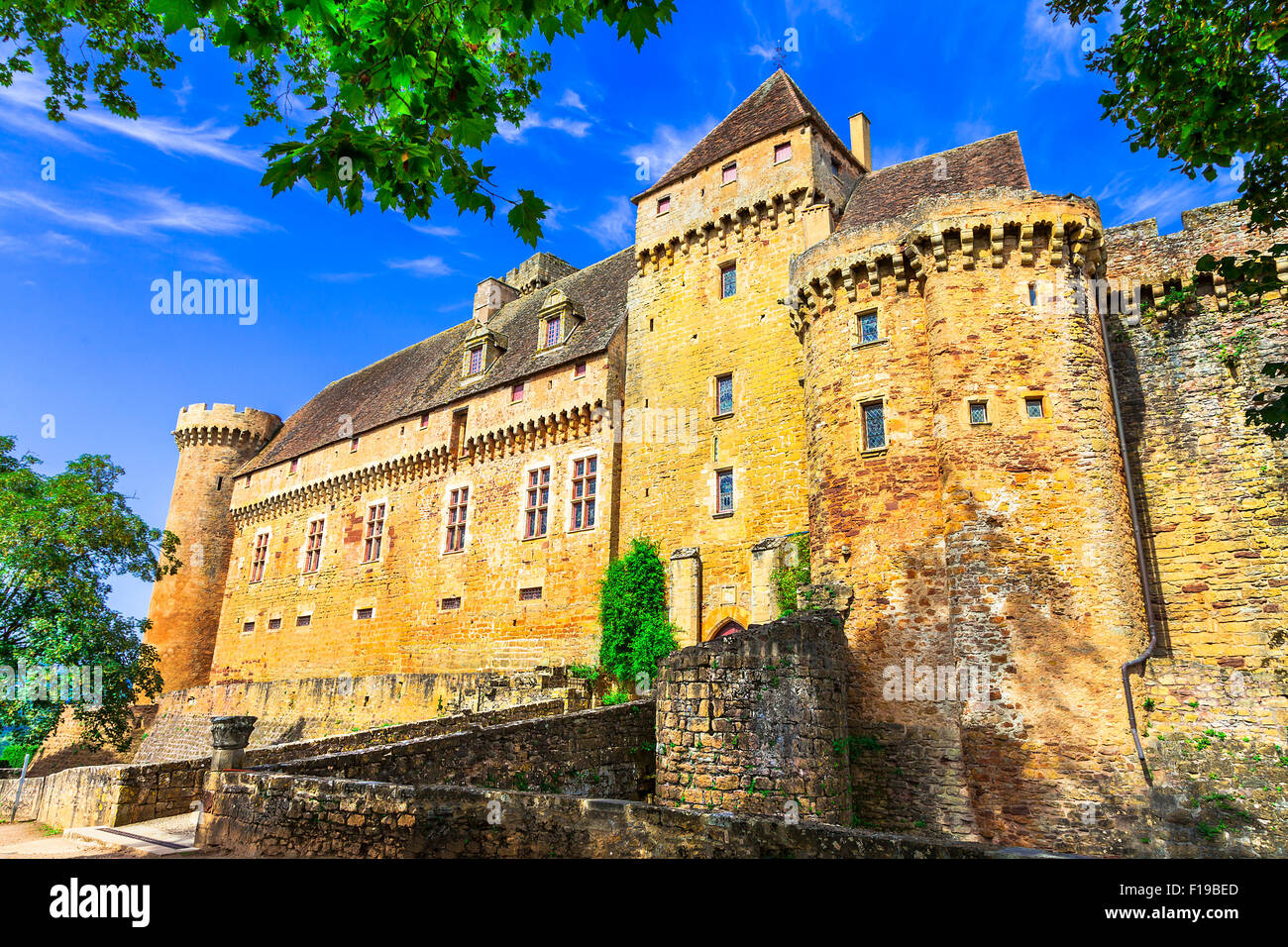 Impressionnant château médiéval de Castelnau en France (Prudhomat, département du Lot), France. Banque D'Images
