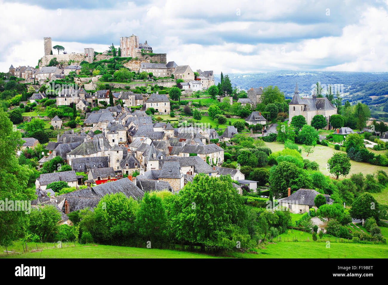 Beaux villages médiévaux de France- Turenne Banque D'Images