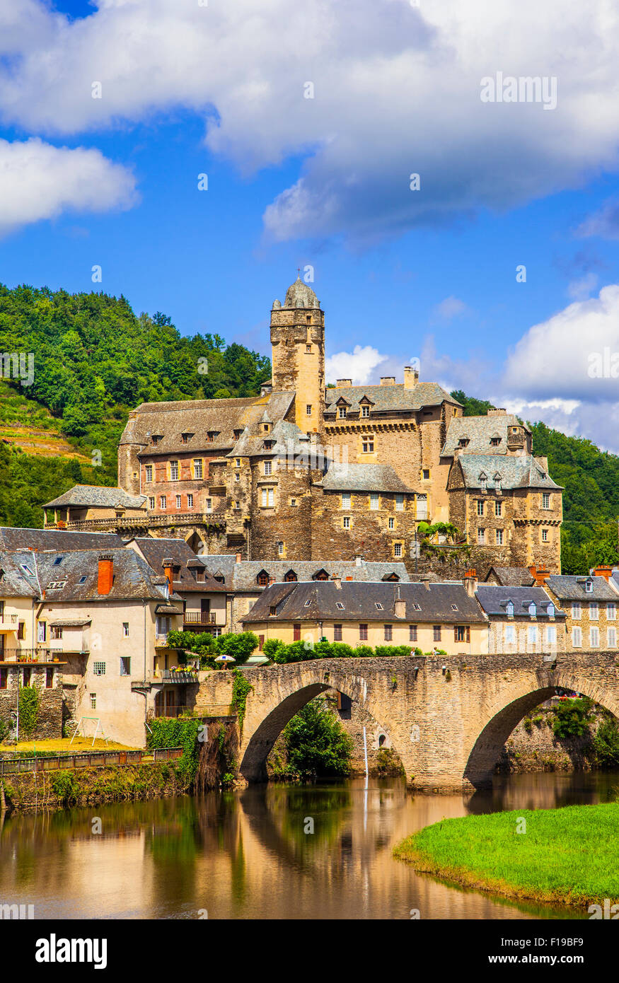 Estaing - un des plus beaux villages de France (Aveyron) Banque D'Images