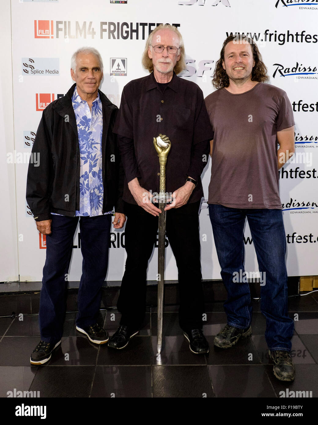 (L-R) Ray Charleson, Directeur Terry Marcel et Jason Kingsley assiste à la Frightfest 2015 le 30/08/2015 au VUE West End, Londres. Le cast était ici de présenter un rétro projection de Hawk la Tueuse. Photo par Julie Edwards/Alamy Live News Banque D'Images