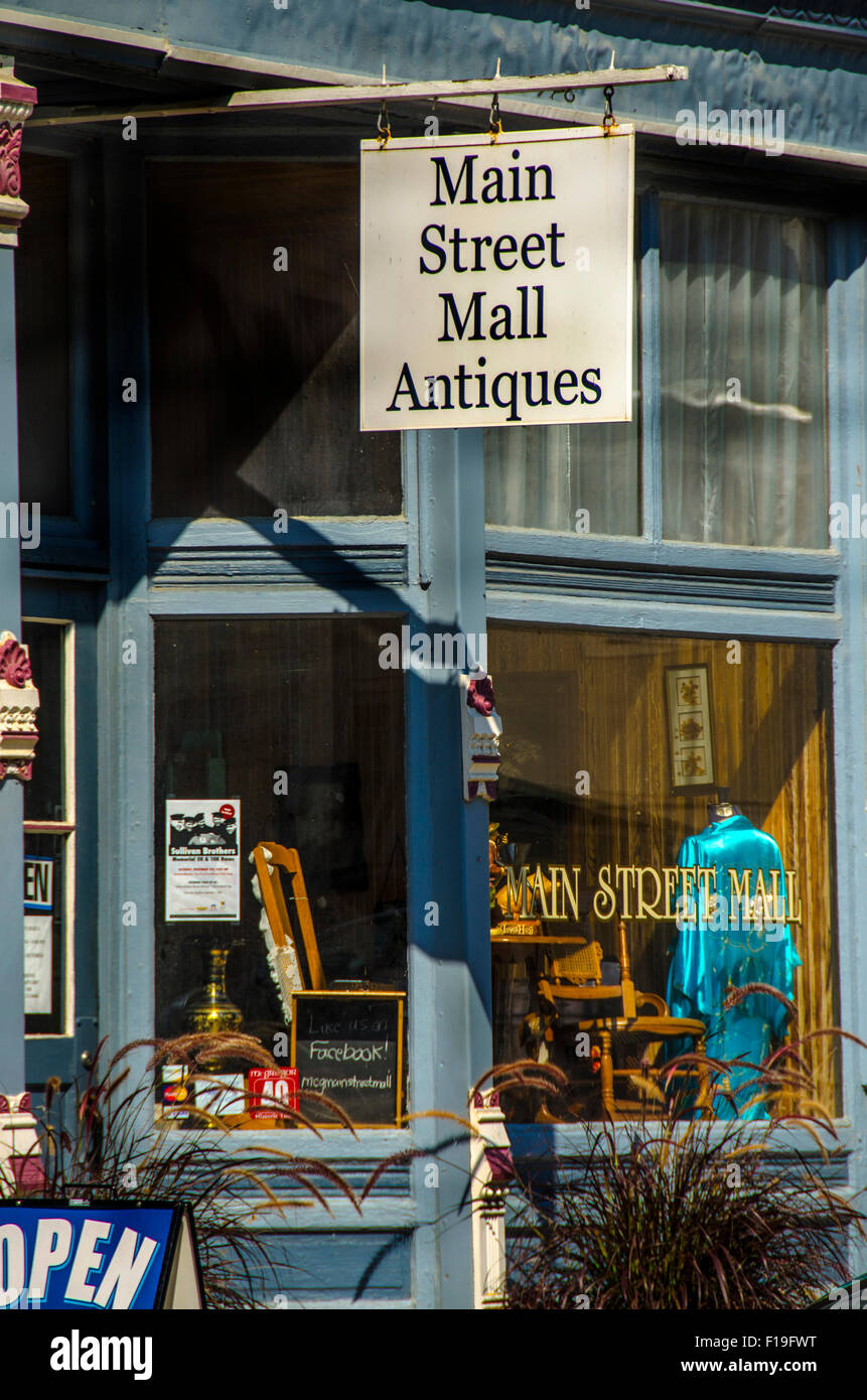 Main Street Mall magasin d'antiquités dans McGregor, Iowa Banque D'Images