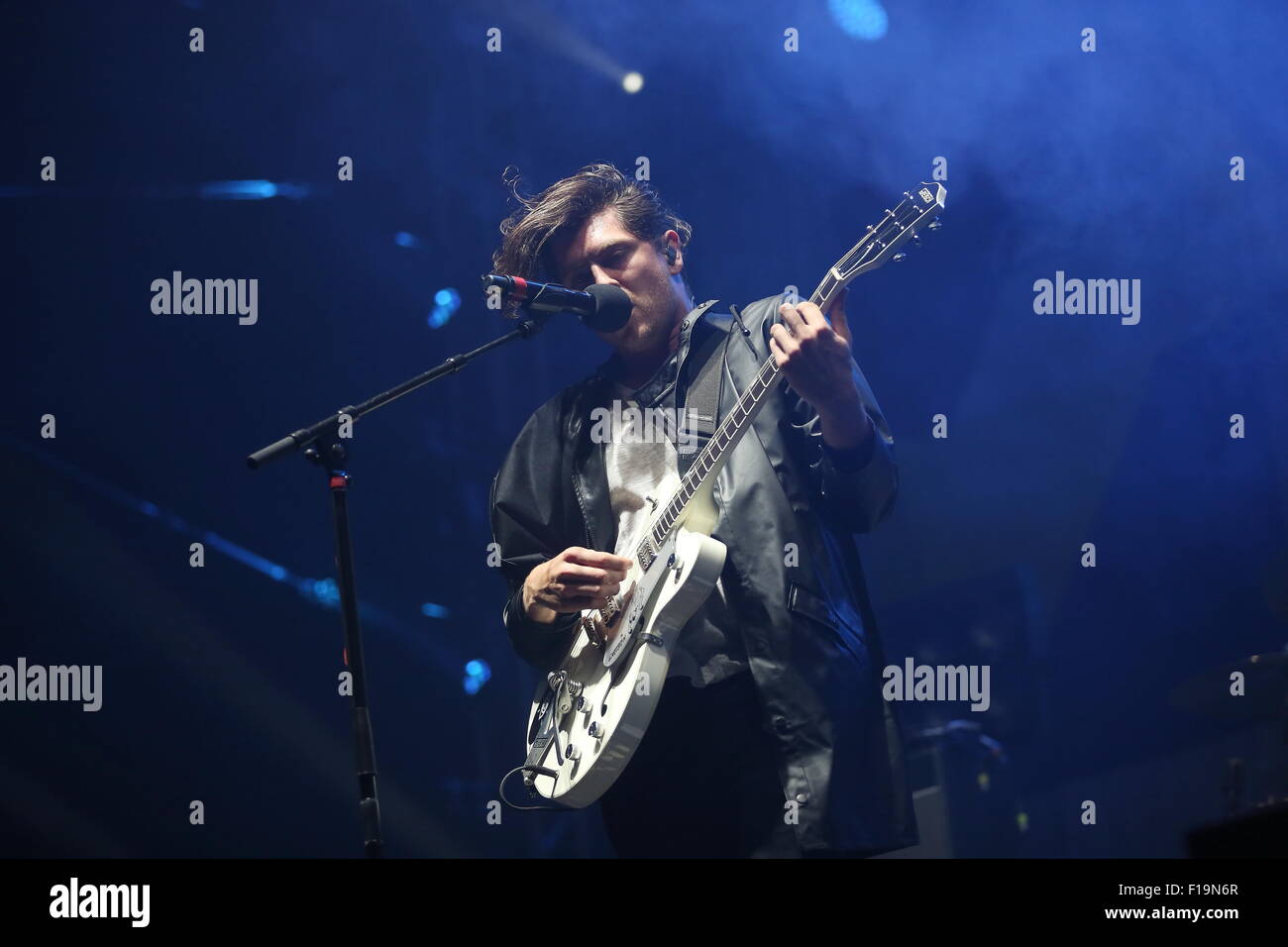 Leeds, Yorkshire, UK. 30 août, 2015. Twin Atlantic en concert sur la scène de NME Leeds Festival 2015. Crédit : Simon Newbury/Alamy Live News Banque D'Images