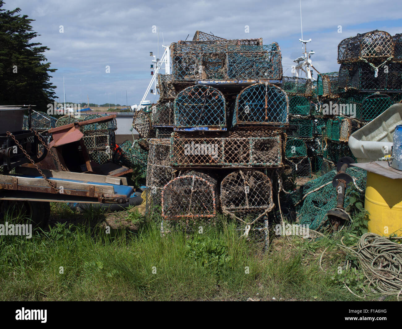 Des paniers de crabe à Brancaster Staithe, North Norfolk. Banque D'Images