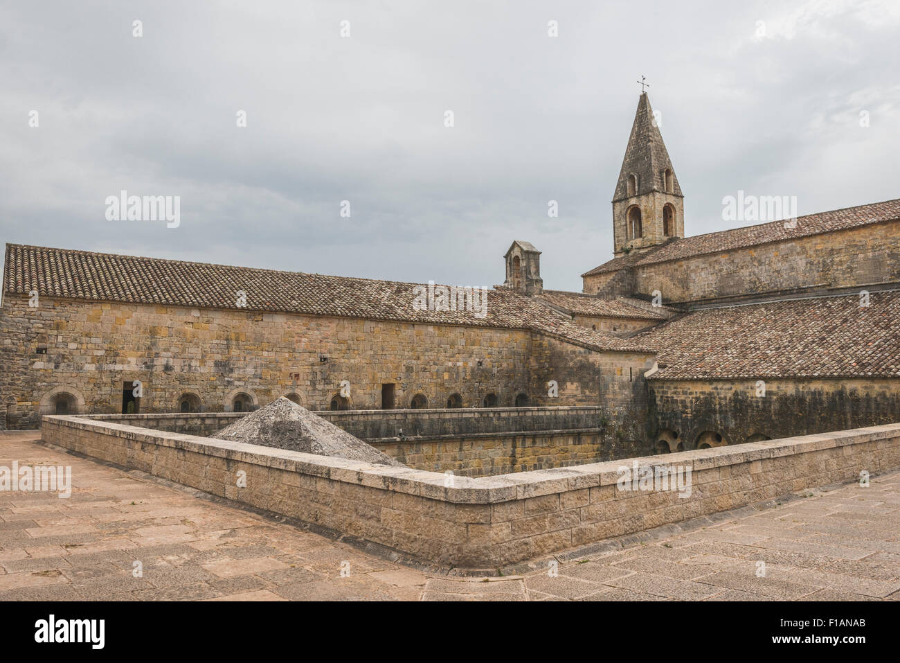 France, Departement Var, abbaye cistercienne, l'abbaye Le Thoronet Banque D'Images