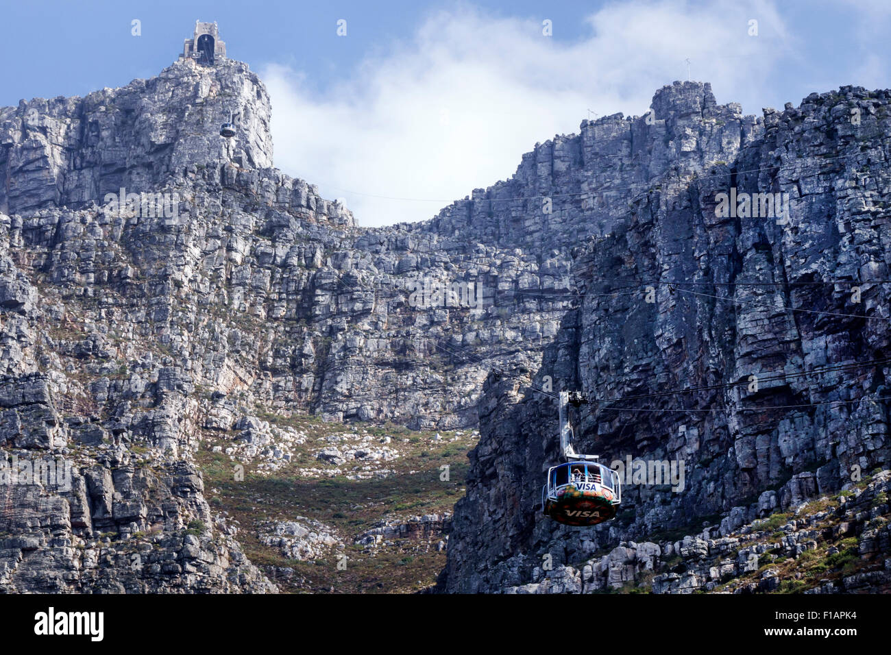 Cape Town Afrique du Sud,Africain,Table Mountain National Park,réserve naturelle,Tafelberg Road,Aerial Cable car cars tramway,approche de la partie inférieure de la sta Banque D'Images