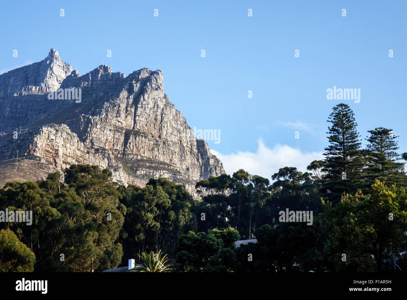 Cape Town Afrique du Sud,Africain,Table Mountain National Park,réserve naturelle,Tafelberg Road,Aerial Cable car cars tramway,Upper station,Cliff,v Banque D'Images