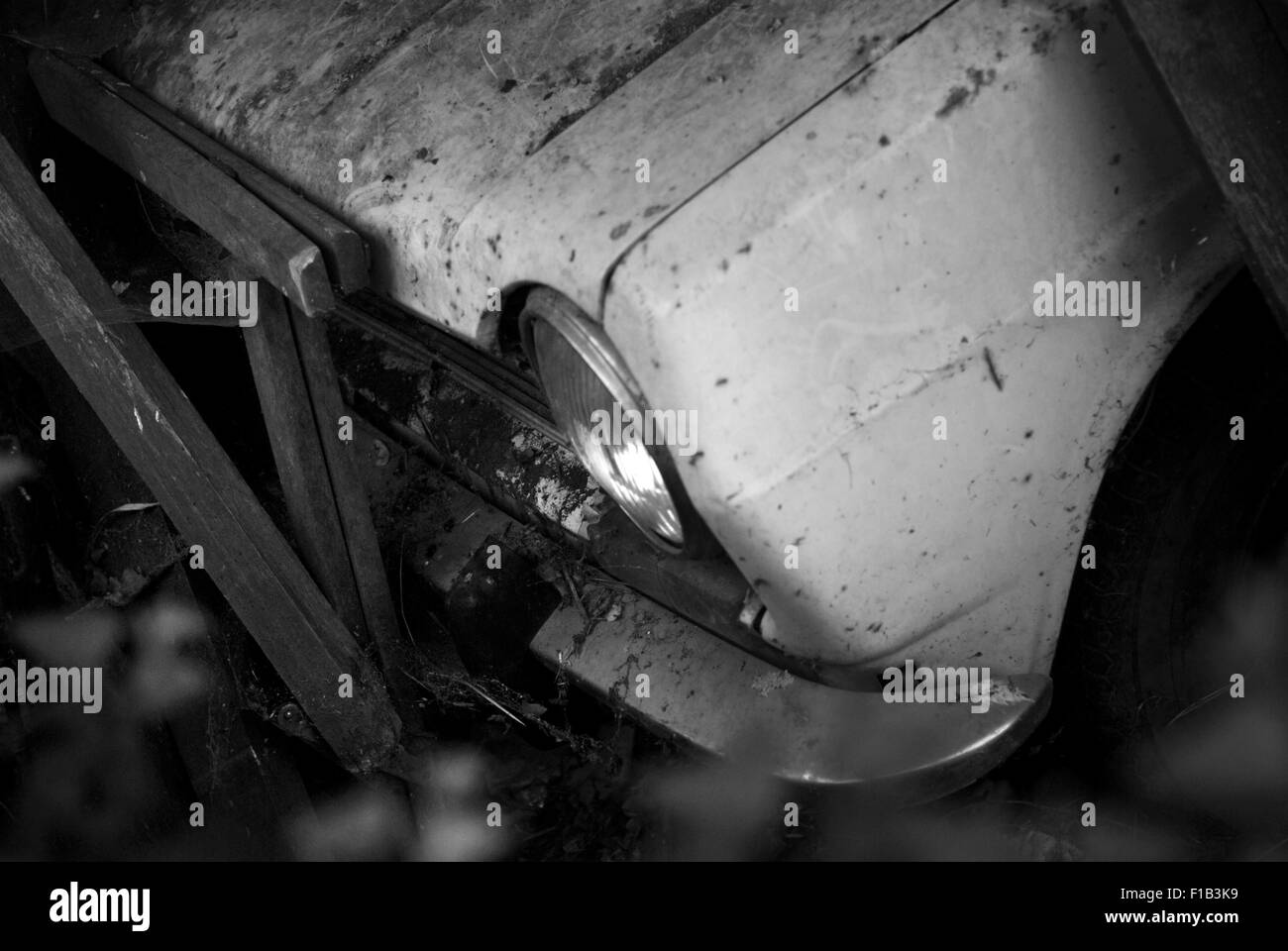 Voiture abandonnée Banque D'Images