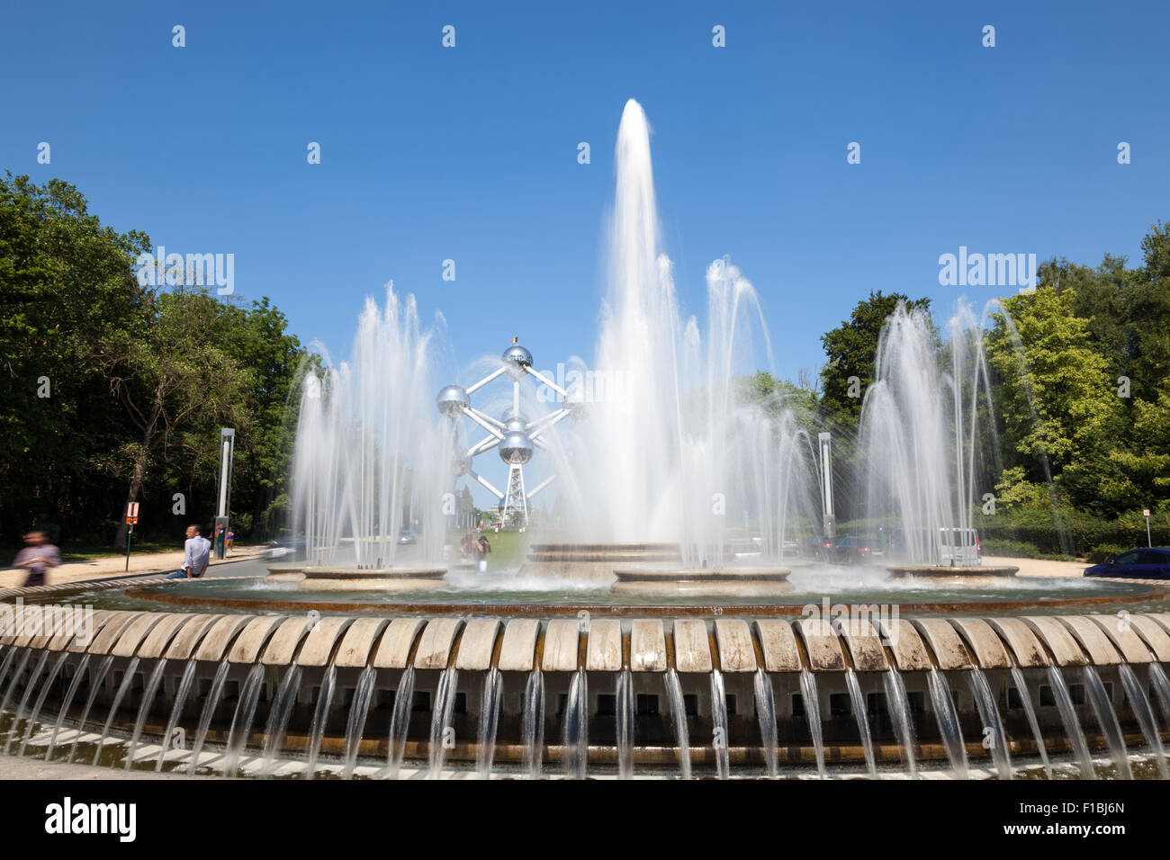 Fontaine à l'Atomium à Bruxelles, Belgique Banque D'Images