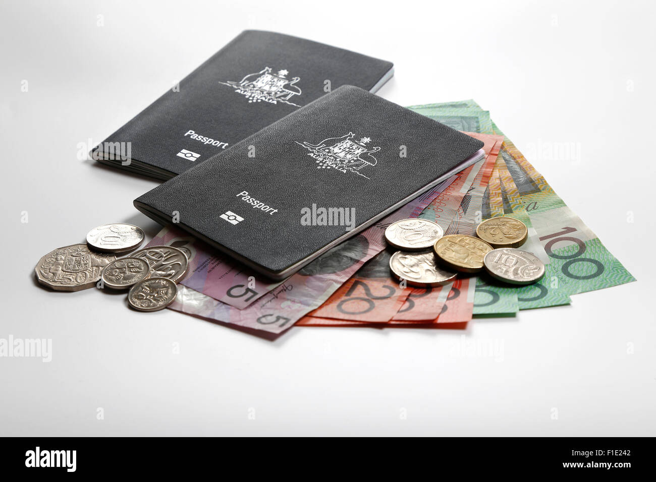 Passeport australien et en dollars Banque D'Images