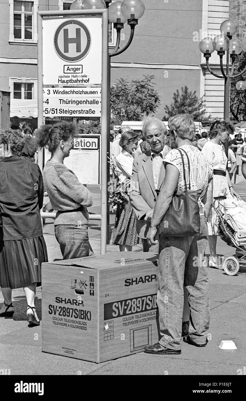Introduction de l'Ouest-D-mark en Allemagne de l'Est avant la réunification, de l'Orient et de l'Allemagne de l'ouest, l'ouest de marchandises dans l'est-boutiques Banque D'Images