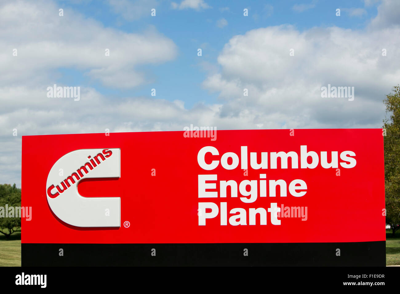 Un logo affiche à l'extérieur du moteur Cummins Inc., Usine de Columbus de Columbus, Indiana le 25 août 2015. Banque D'Images Un logo affiche à l'extérieur du moteur Cummins Inc., Usine de Columbus de Columbus, Indiana le 25 août 2015. Banque D'Images